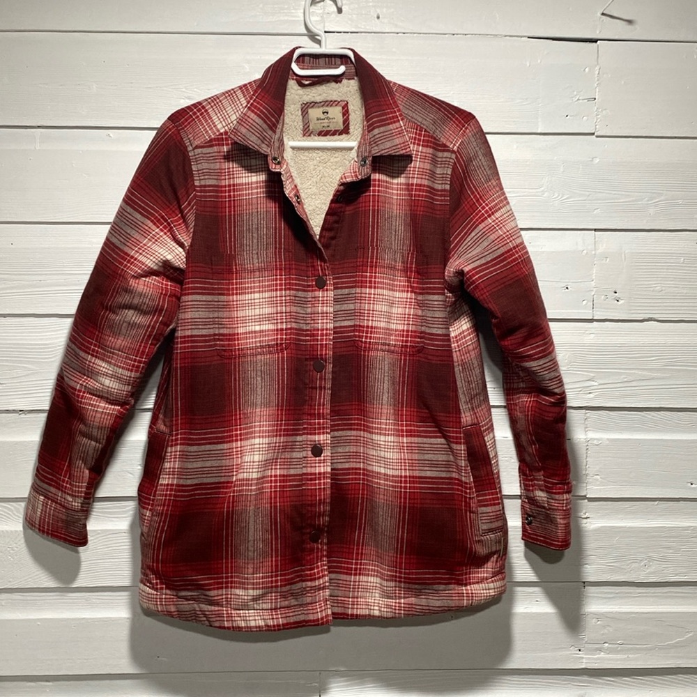WindRiver ladies Sherpa lined button down jacket